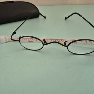 AJ Morgan Readers 2.00, Black Wire Glasses